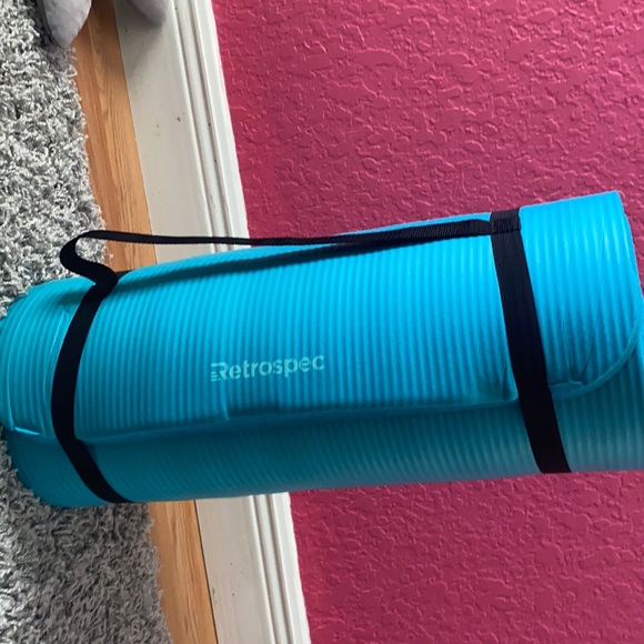 large yoga mat - Picture 1 of 1